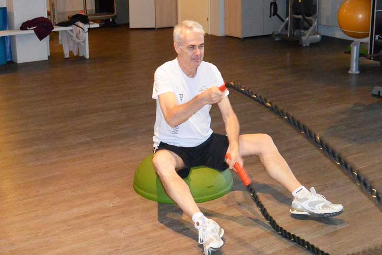 Fabio Veneroni. Diplomato ISEF, Chinesiologo, Personal Trainer, Insegnante di Pilates, e soprattutto da sempre nel mondo sportivo – riabilitativo. Via Botti 3 a Fiorenzuola d’Arda (PC)